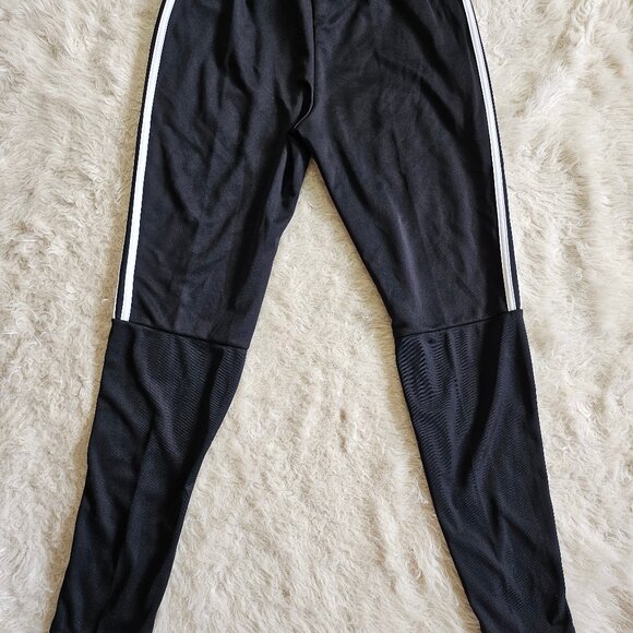 Adidas Women's Black Essentials 3-Stripes Tricot Pants Size: M - Picture 3 of 12